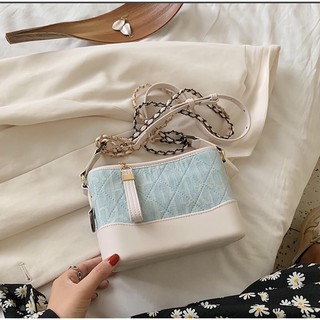 Túi xách nhỏ trang trí viền