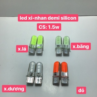 1 đèn led xi-nhan , demi silicon gắn xe máy
