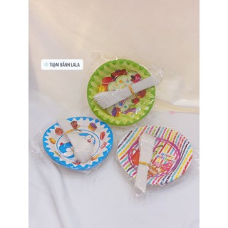 Dĩa giấy ăn kèm nĩa sinh nhật 10 cái