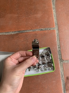 Còi sắt Whistle hộp 12 cái