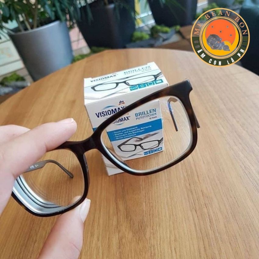 Giấy lau kính Visiomax của Đức giúp làm sạch và bảo vệ bề mặt kính, điện thoại, laptop, tivi, máy ảnh  hộp 52 cái