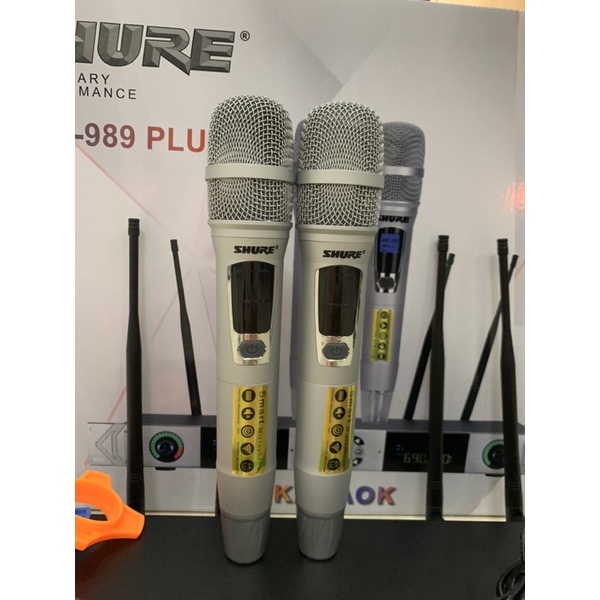 Micro không dây URX 989 plus mẫu mới năm 2022