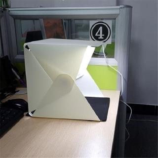 Panel có phát đèn LED để chụp hình tiện dụng