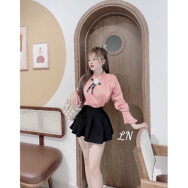 Áo sơ mi lụa kèm tag hoa - áo sơ mi công sở
