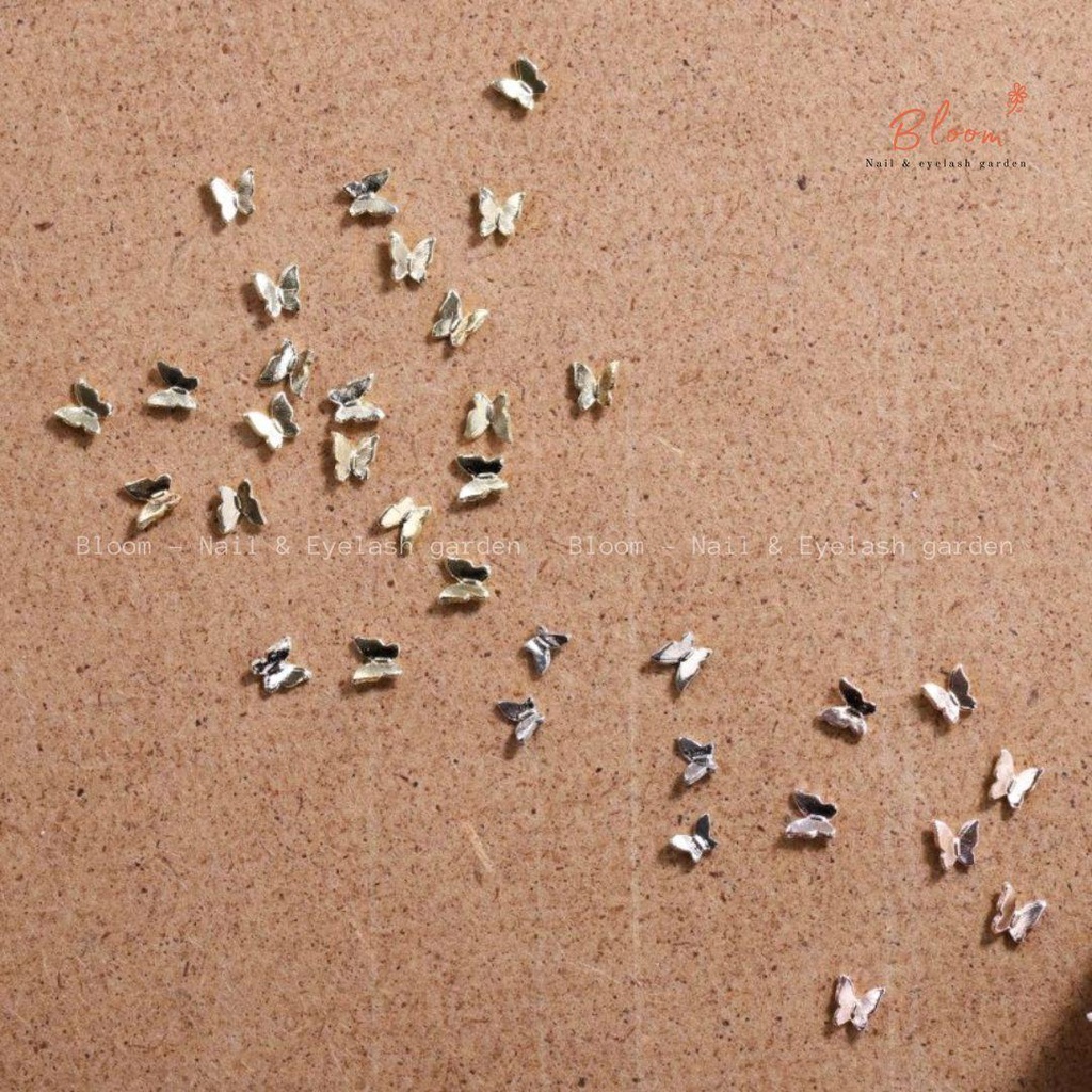 Charm bướm vàng bạc mini hot trend