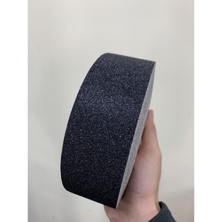 băng dính dán sàn chống trơn trượt 100mmx18,3m