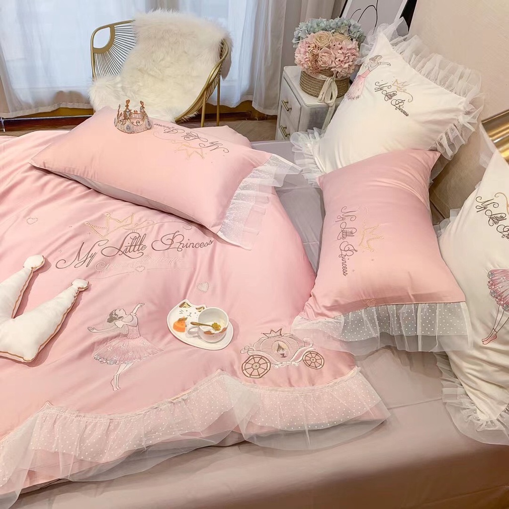 Bộ chăn ga gối lụa thêu công chúa cho bé gái màu hồng mềm mát