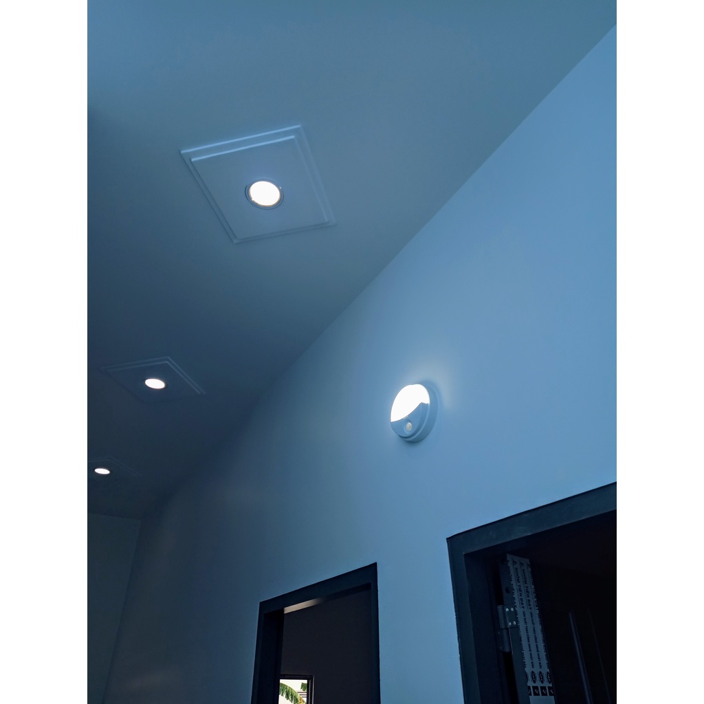 Đèn gắn tường cảm biến 15w Rạng Đông - GT16.PIR 180/15W