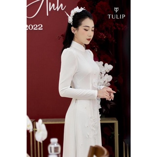 Bờm hoa cài tóc cô dâu