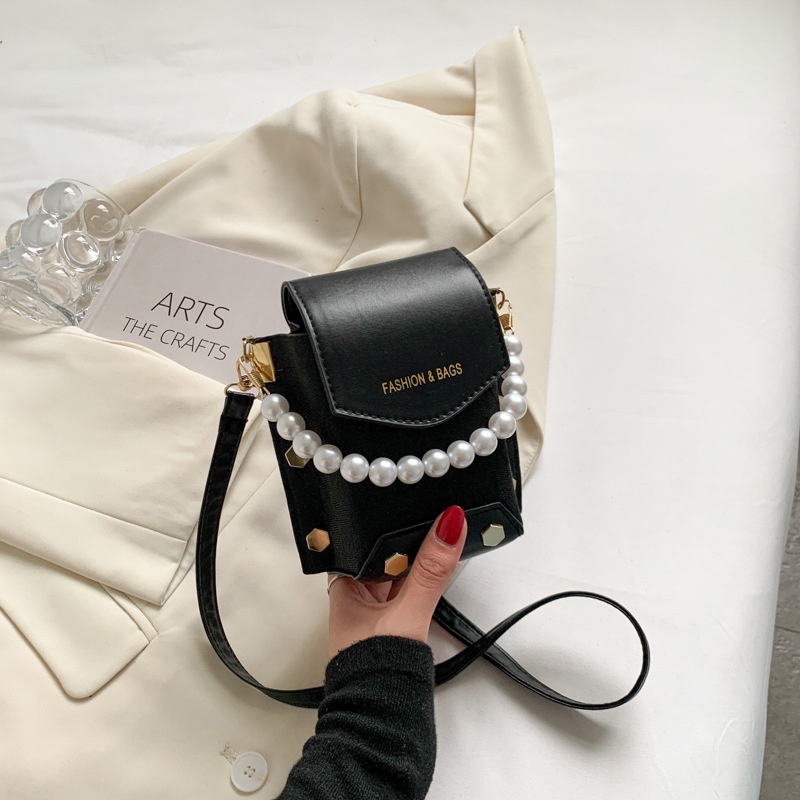 Túi đeo vai đựng điện thoại hình vuông đính ngọc trai thời trang mùa thu 2021