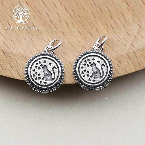 Charm bạc hình con mèo dễ thương treo - NQ Jewelry