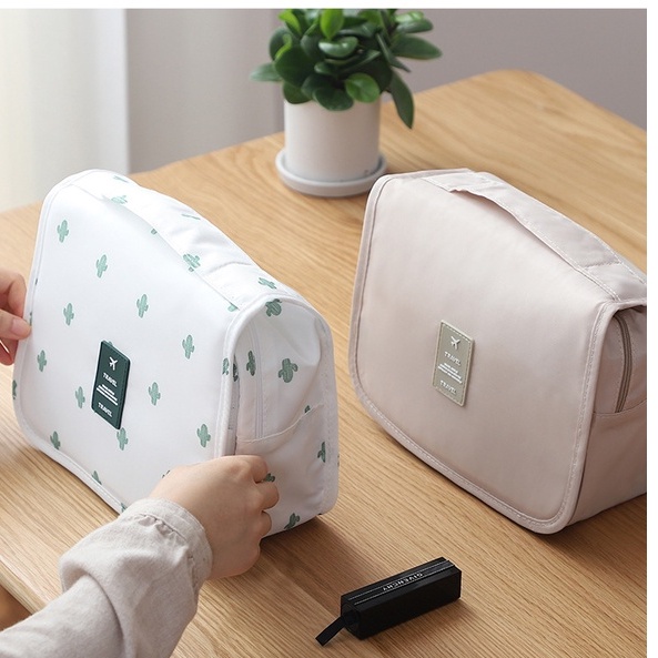 Túi đựng mỹ phẩm du lịch SIZE TO có móc treo tiện lợi Travelkit