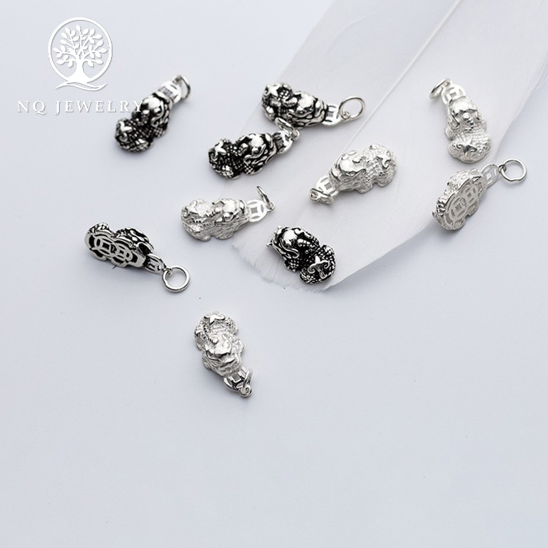 Charm bạc hình tỳ hưu mặt treo- NQ Jewelry