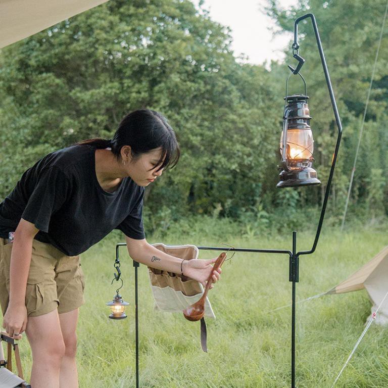 Giá treo đồ và treo đèn da ngoại Glamping Naturehike NH20PJ108