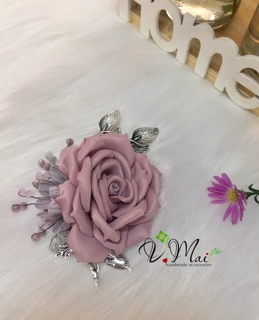 Cài áo hoa hồng tím CA03