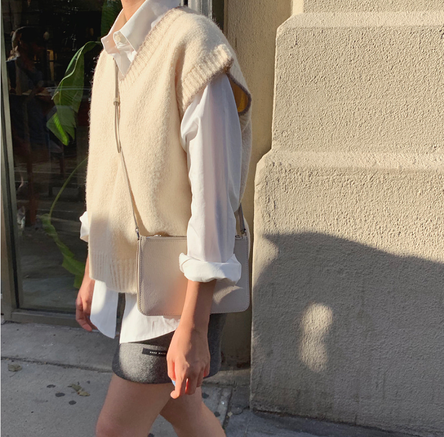 Áo sơ mi và áo khoác không tay thiết kế thoải mái thời trang xinh xắn | BigBuy360 - bigbuy360.vn