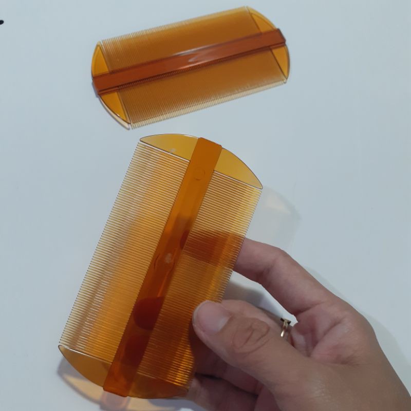 Combo 2 cái Lược chải gàu,chải chí màu nâu trong