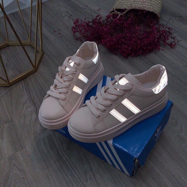 Giày Thể Thao Nữ 💖FREESHIP📛 Giày Nữ Trắng Phản Quang 2 Vạch, Giày Đế Bằng Dáng Sneaker Giá Siêu Rẻ | BigBuy360 - bigbuy360.vn