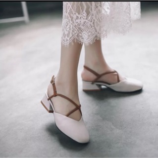 Giày búp bê hở gót dây đeo