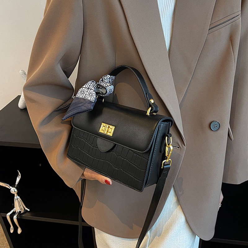 Túi đeo chéo IELGY đính nơ họa tiết vân đá thời trang cho nữ