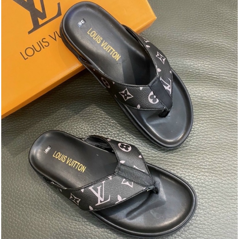 Dép xỏ ngón thời trang nam có hoạ tiết logo kẻ chìm, Dép tông mùa hè phong cách giới trẻ btshop từ 38 đến 42