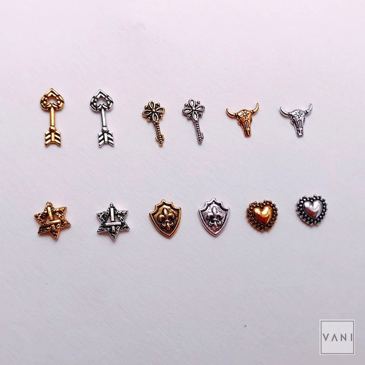 Set 5 Charm Nail Hình Biểu Tượng La Mã Nhỏ Phong Cách Cổ Điển, Phụ Kiện Nail - Vani Store [KIRA0073]