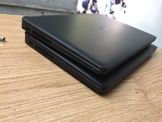 Dell Utrabook E5270 - i5 genk6 / màn cảm ứng Full HD / like new | BigBuy360 - bigbuy360.vn