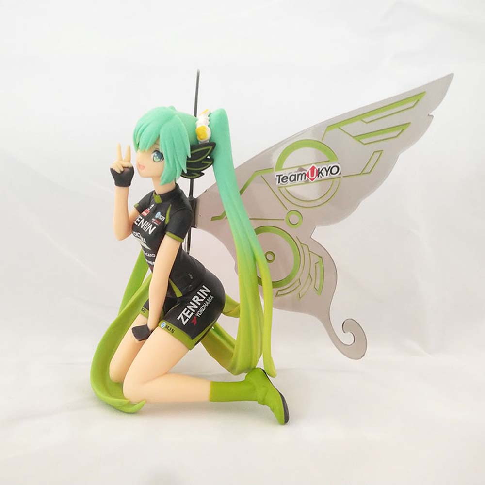 Mô hình nhân vật Hatsune Miku bằng PVC