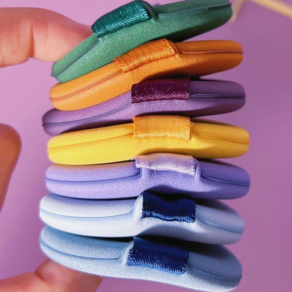 Mút Trang Điểm Mềm Mại Hình Tròn Hai Mặt Khô Và Ướt Tiện Dụng