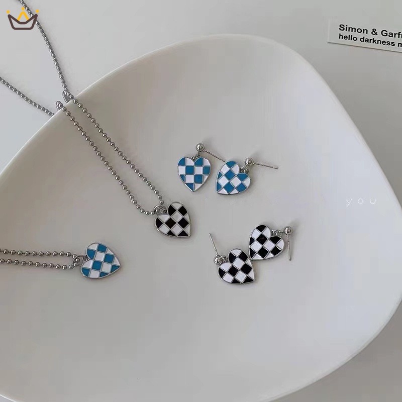 Khuyên Tai Kim Loại Dây Xích Mặt Bảng Cờ Caro Tình Yêu Thời Trang Thu Đông Hàn Quốc Bán Sỉ yrshop