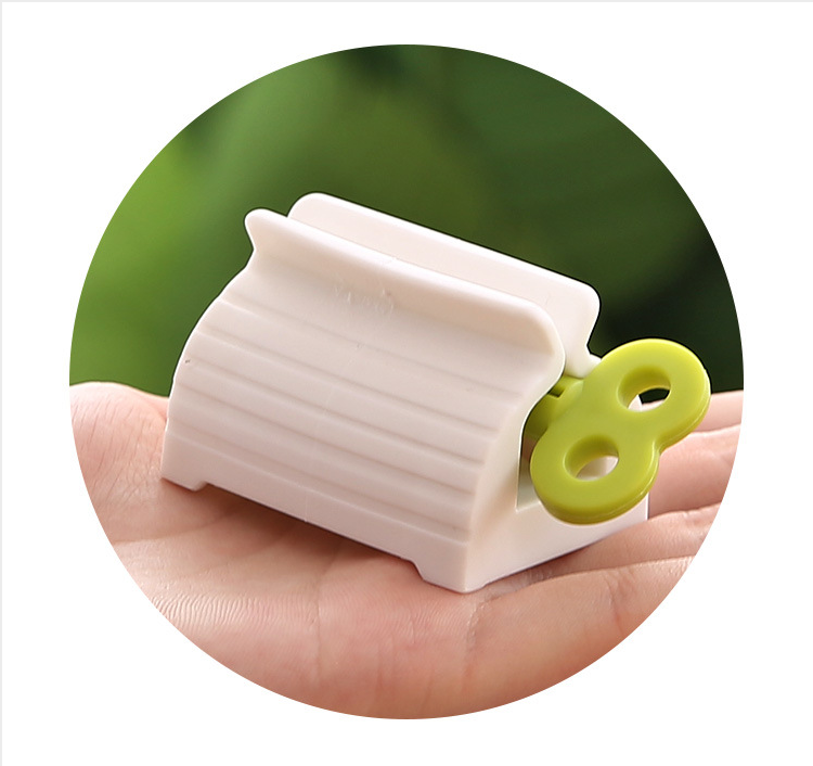 Dụng Cụ Kẹp Tuýp Kem Đánh Răng Sáng Tạo