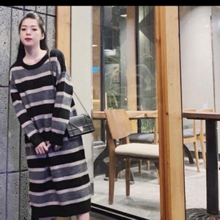 Váy len kẻ xuông pha màu