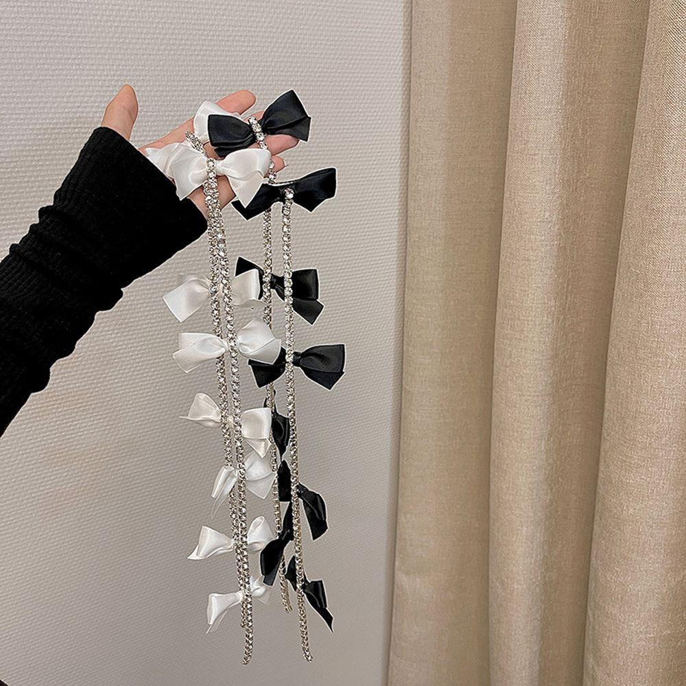 Kẹp Tóc Hình Bướm / Bươm Bướm Dáng Dài Phối Tua Rua Xinh Xắn Cho Bạn Gái