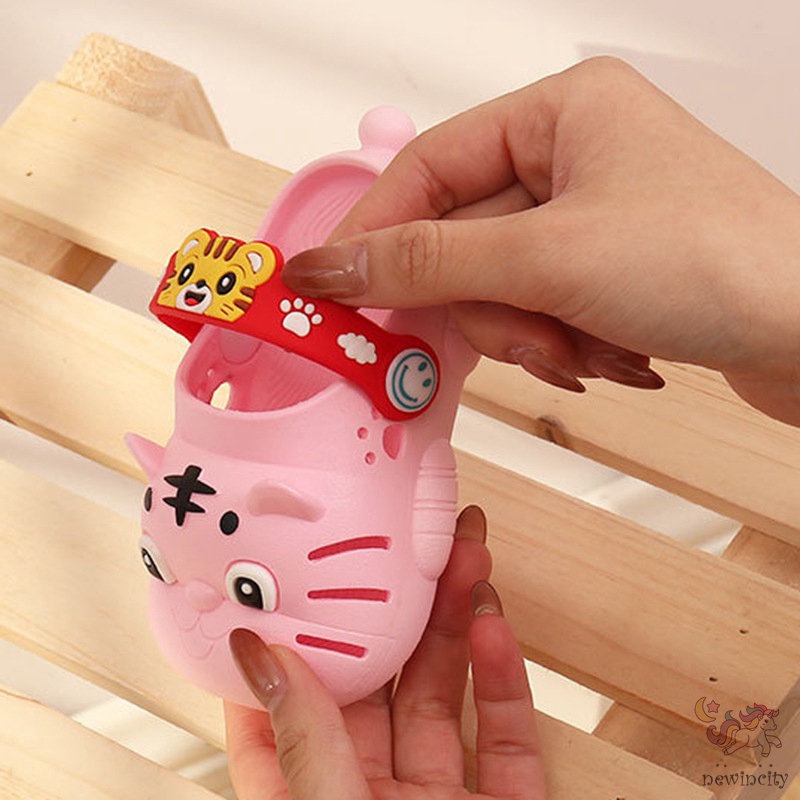 Dép Đi Biển Đế Mềm Chống Trượt Thoải Mái Thời Trang Mùa Hè Hàn Quốc Cho Bé