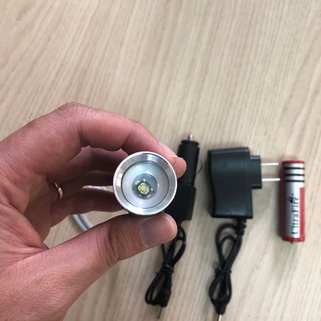 Đèn pin siêu sáng Mini bỏ túi Ultrafire X1 – zoom độ sáng 1000 Lumens
