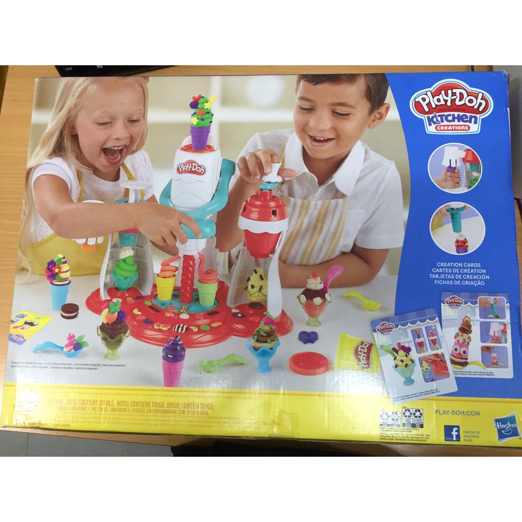 Bộ đồ chơi Hasbro đất nặn máy làm kem thần kỳ Play Doh E1935