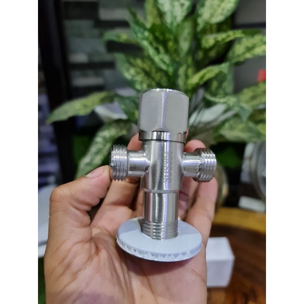 Van T khóa inox 304