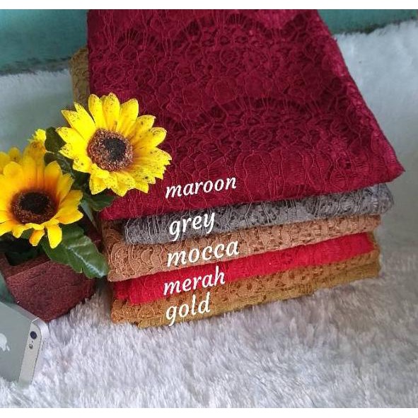 Áo Choàng Đầu Tiên Vỏ Ren Brokate