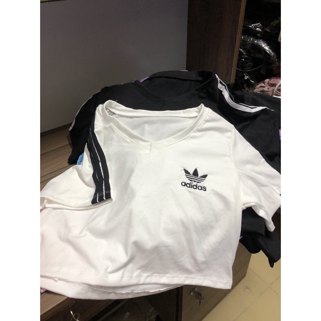 áo croptop sọc vai thêu xinh