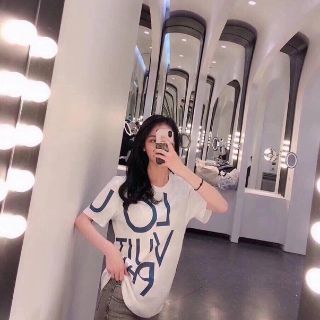 ÁO PHÔNG LV CÒN MÀU ĐỎ