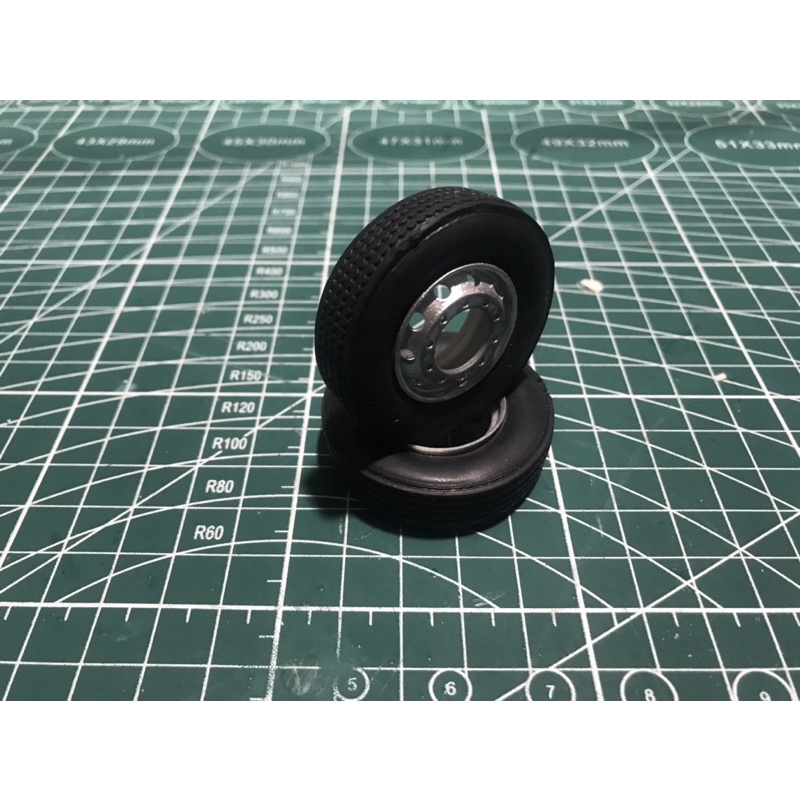 Bánh xe tải xe khách tỷ lệ 1:24