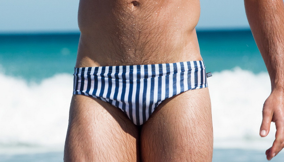 Quần bơi tam giác quyến rũ thời trang cho nam | BigBuy360 - bigbuy360.vn