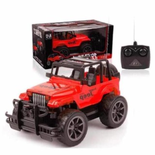 Xe jeep điều khiển cho bé