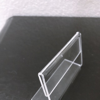 Menu mica chữ L size 6*8cm để bàn