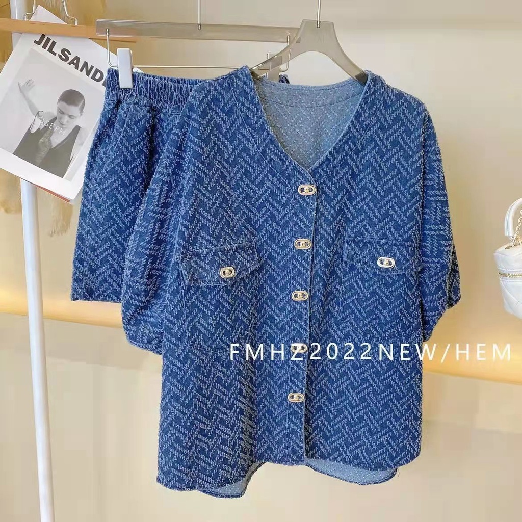 Set Áo Thun Ngắn Tay Cổ Tròn + Quần Short Denim Thời Trang Nữ