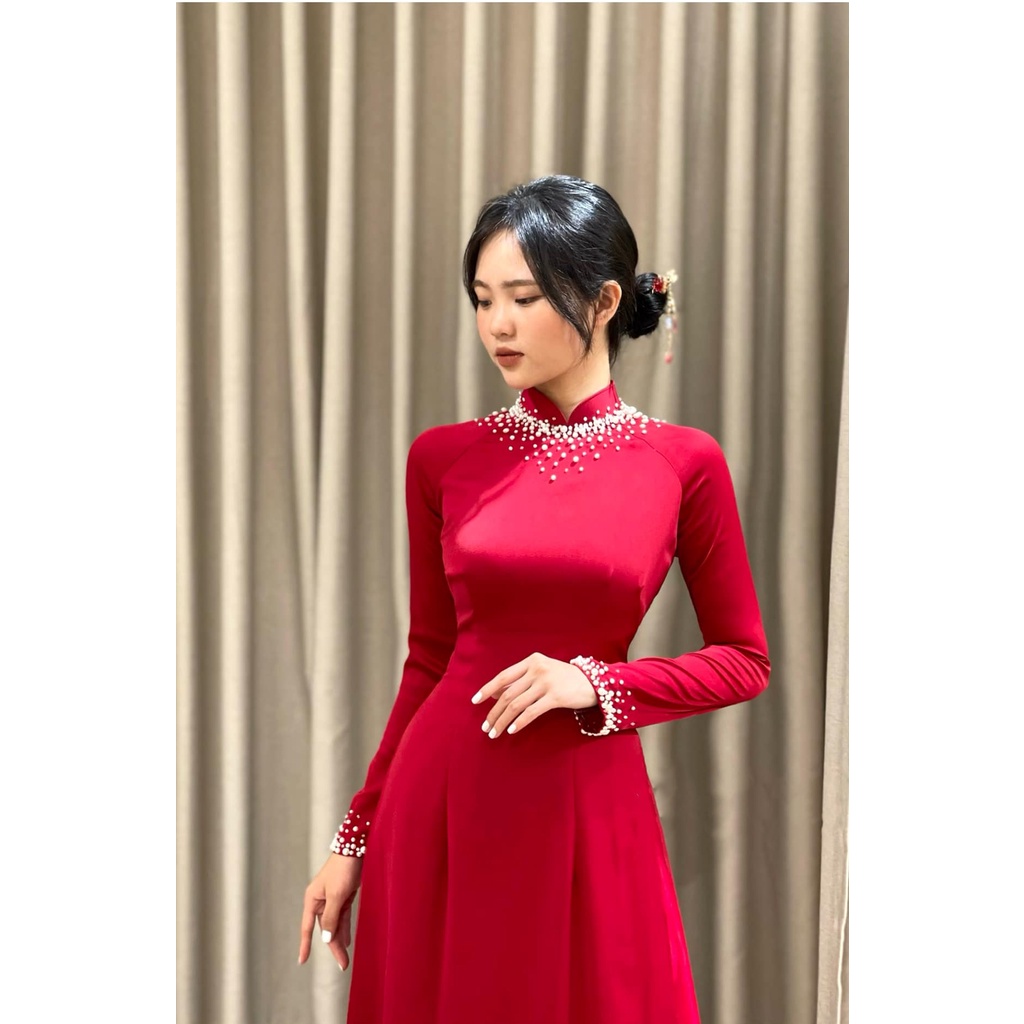 Áo dài cưới đỏ tủa ngọc trai