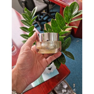 Kem dưỡng AHC Capture Solution Max Cream