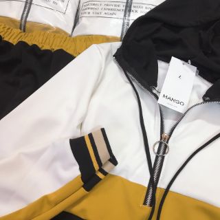 Bộ  thể  thao  Zara có mũ