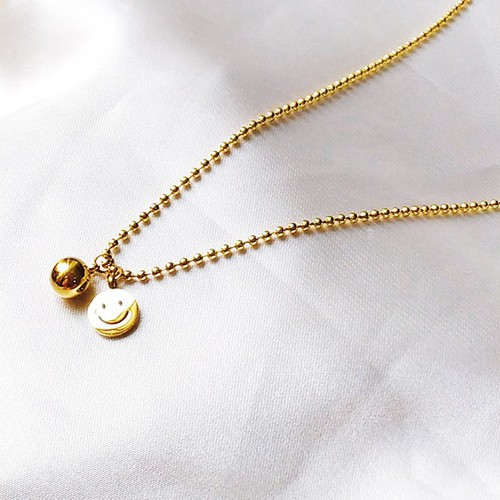 Dây Chuyền Bi Trái Châu Và Mặt Cười Titan Không Đen TT 2365