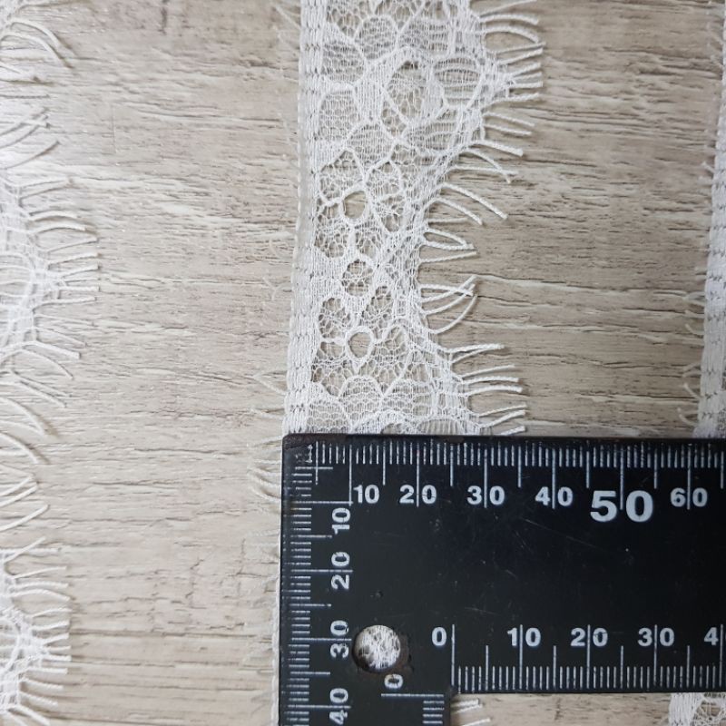 Dây viền vải ren lưới trắng LMI4T dài 3 mét rộng ngang 3.5cm đẹp mỏng nhẹ dùng may đồ và trang trí decor Maihoaflower